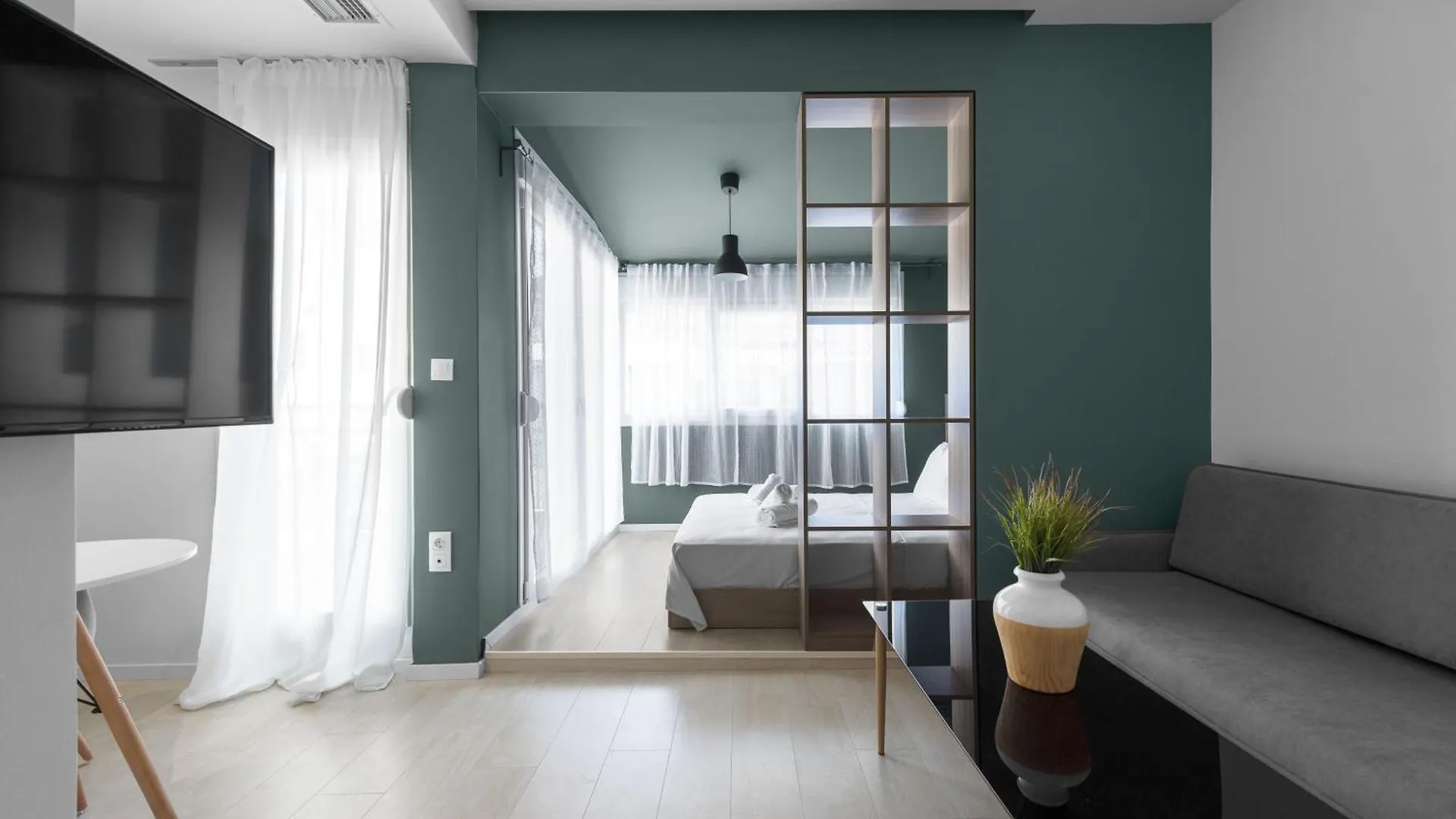 Denizen Studios And Apartments, Nilie Hospitality Mgmt Soluň Apartmán