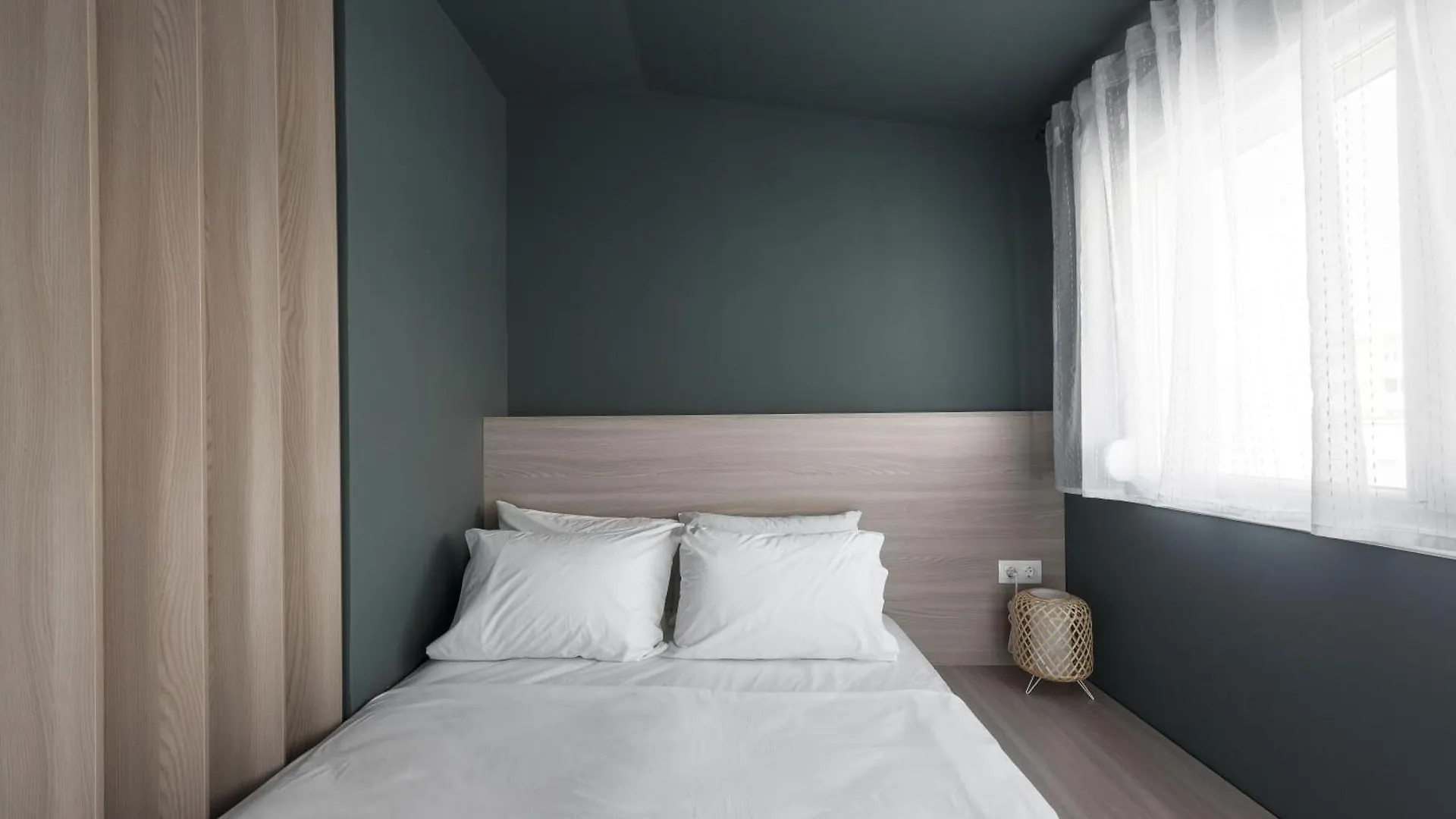Denizen Studios And Apartments, Nilie Hospitality Mgmt Soluň 0*,